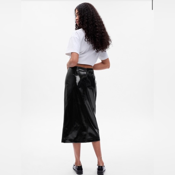 Dresses & Skirts - GAP- Vegan Leather Midi Skirt